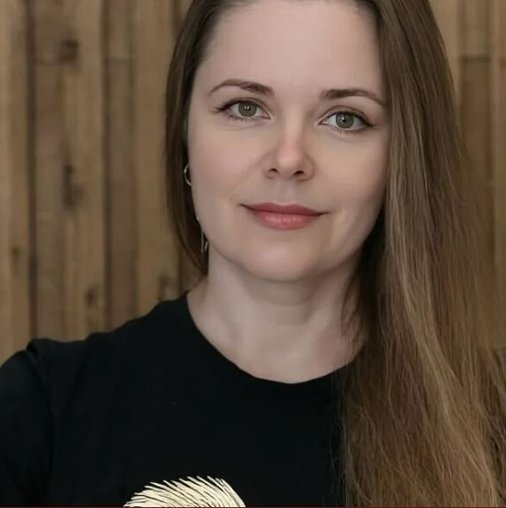Лана Менделеева