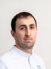 Стоматолог, стоматолог-ортопед Абдулла Аминуллаевич Абдулжалилов