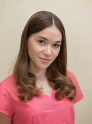 Дерматолог, косметолог Агунда Олеговна Дигурова