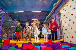 Игровой центр Игратория, с рейтингом 4.5 - находится по адресу Краснодар, улица Тургенева, 149 