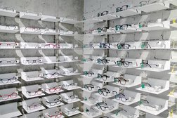 Салон оптики Оптик-Центр, с рейтингом 4 - находится по адресу Челябинск, улица Братьев Кашириных, 131Б 