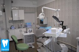 Частная стоматология в Люберцах, с рейтингом 4.4 - находится по адресу Московская область, городской округ Люберцы, рабочий посёлок Малаховка, микрорайон Малаховского Экспериментального Завода, Быковское шоссе, 40 