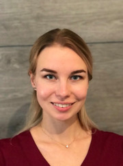 Стоматолог, стоматолог-терапевт Юлия Константиновна Карова