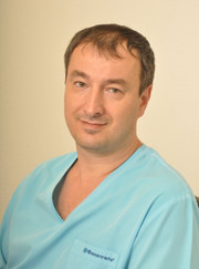 Флеболог, сосудистый хирург Денис Ильич Макушев