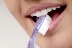 Стоматологическая клиника Центр Дент, с рейтингом 2.9 - находится по адресу Алматы, улица Курмангазы, 98 