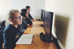 Школа программирования и робототехники Real-IT, с рейтингом 4.1 - находится по адресу Екатеринбург, улица Маршала Жукова, 6 