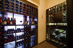 Ресторан русской кухни Шустов, с рейтингом 3.8 - находится по адресу Екатеринбург, улица Радищева, 31 