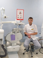 Ортодонт, имплантолог Вадим Николаевич Конюков