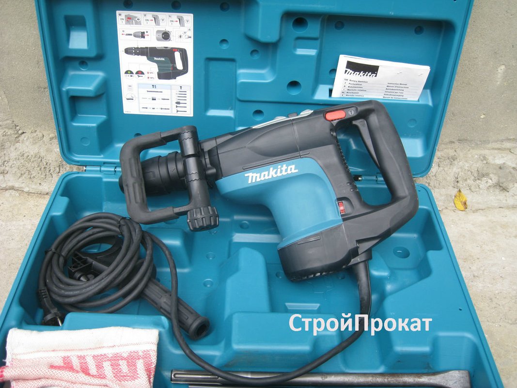 Форум макиты. Makita hr4001c. Перфоратор Макита 4001с. Макита HR 4001с. Отбойный молоток Макита 4001