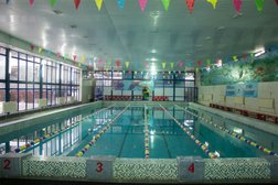 Плавательный клуб Aquastars, с рейтингом 3.8 - находится по адресу Алматы, Яссауи, 1Б/2 