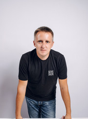 Автоинструктор Евгений Яковлев