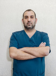 Имплантолог, стоматолог Хайдар Мурадович Яйлаев
