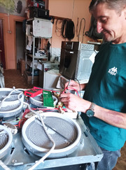 Мастер по ремонту автомобильной электроники, автоэлектрик Алексей