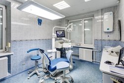 Стоматология Дента, с рейтингом 4.5 - находится по адресу Ростовская область, Азов, улица Энгельса, 14 