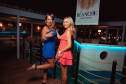 Летняя терраса Blanche, с рейтингом 4.8 - находится по адресу Самара, Волжский проспект, 19 