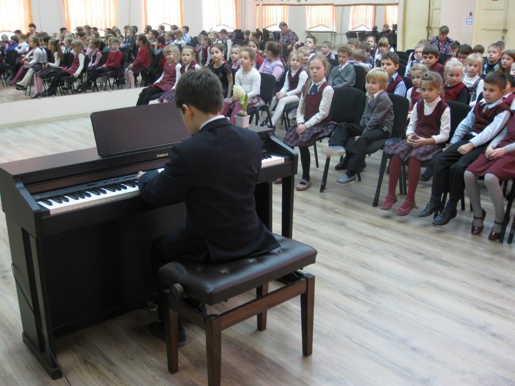 Школа №1468 на Новорогожской улице в Москве - отзывы, фото, цены ...