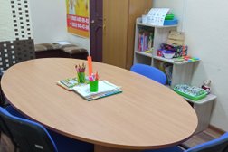 Центр дополнительного образования Лето, с рейтингом 4.7 - находится по адресу Владивосток, Русская улица, 41а 