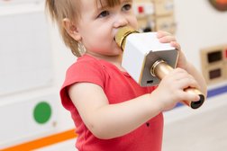 Детский клуб раннего развития Бэби-клуб, с рейтингом 4.6 - находится по адресу Челябинск, улица Братьев Кашириных, 115 