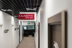 Студия красоты Clarins skin SPA, с рейтингом 3.4 - находится по адресу Московская область, Химки, Международный Аэропорт Шереметьево, ст37 