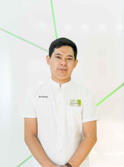 Имплантолог, ортодонт Нургазы Кенжеханович Изтай