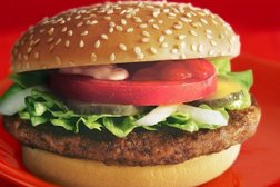 Ресторан быстрого питания Вкусно — и точка, с рейтингом 2.9 - находится по адресу Московская область, Королёв, проспект Космонавтов, 20а 