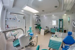 Многопрофильная клиника Постникова, с рейтингом 3.7 - находится по адресу Самара, 6-я просека, 165 