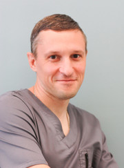 Имплантолог, стоматолог-хирург Андрей Викторович Гарин