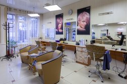 Салон красоты Аэлита, с рейтингом 4.2 - находится по адресу Краснодар, Российская улица, 794/2 