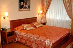 Отель Шарли, с рейтингом 4.1 - находится по адресу Московская область, Химки, Московская улица, 7/1 