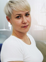 Имплантолог, пародонтолог Елена Александровна Лобова