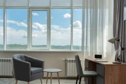 Комплекс апартаментов InnDom, с рейтингом 3.5 - находится по адресу Приморский край, Артем, 2-я Рабочая улица, 6 к1 