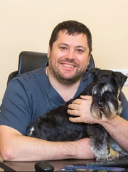 Ветеринар, ветеринарный врач-офтальмолог Александр Андреевич Константиновский