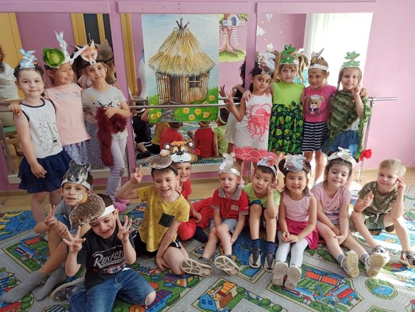 Аппликация Стрекоза Занятия дома и в детском саду 4-5 лет Выпуск 1