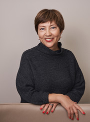 Стоматолог, стоматолог-терапевт Ольга Юрьевна Земляк