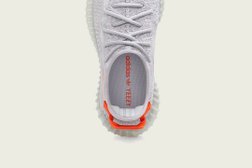 Фирменный магазин Adidas, с рейтингом 3 - находится по адресу Москва, проспект Андропова, 1 