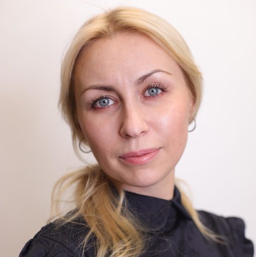 Ирина Сухомлинова
