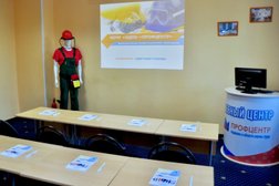 Автошкола Профцентр, с рейтингом 3.1 - находится по адресу Москва, Вересковая улица, 2 