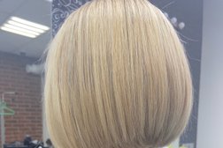 Парикмахерская, с рейтингом 3.4 - находится по адресу Москва, Вишнёвая улица, 4 