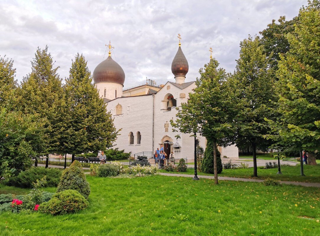 покровский храм марфо мариинской обители