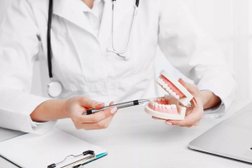 Стоматологическая клиника врача Аракелян Марины Ивановны, с рейтингом 5 - находится по адресу городской округ Краснодар, хутор Ленина, Наримановская улица, 43 