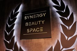 Бьюти-коворкинг Synergy Beauty Space, с рейтингом 4.7 - находится по адресу Москва, Ленинградский проспект, 80к49 