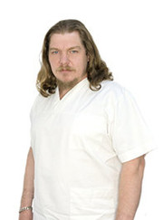 Имплантолог, пародонтолог Владислав Борисович Абенд