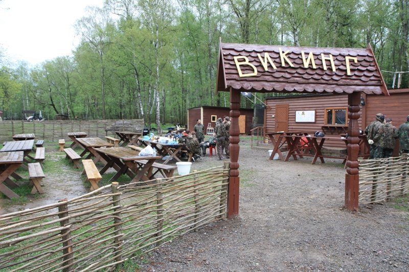 Пейнтбол викинг. Пейнтбол Викинг Рассказовка. Викинг пейнтбол Новотитаровская. Викинг пейнтбольный парк. Викинг Ульяновский лесопарк пейнтбол.