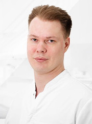 Имплантолог, стоматолог Александр Олегович Костин