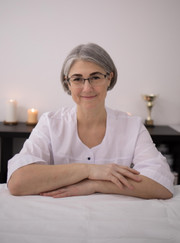 Директор, массажист Эльвира Булнова