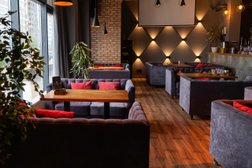 Lounge bar Туман, с рейтингом 3.2 - находится по адресу Московская область, пгт Отрадное, Пятницкая улица, 17Б 