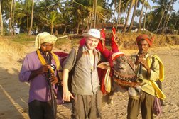 Туристическая фирма Аэролюкс, с рейтингом 5 - находится по адресу Екатеринбург, улица Луначарского, 215/2 