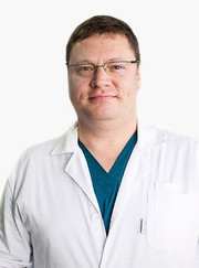 Микрохирург, хирург Тимофей Юрьевич Сухинин