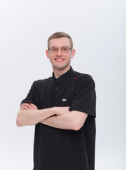 Стоматолог, стоматолог-ортопед Иван Олегович Юрченко