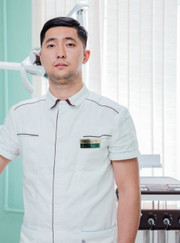 Стоматолог, стоматолог-ортопед Даулет Асхадович Адилов